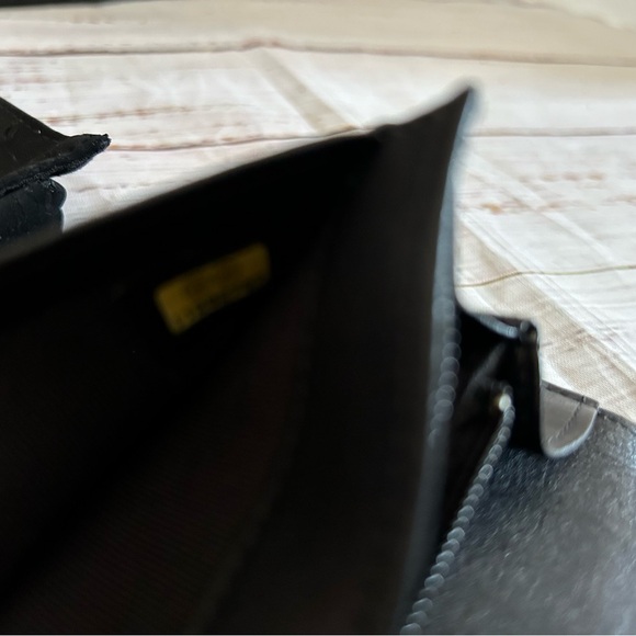 Chanel Black Leather Gold Trim Wallet with Chanel Box Can carry as clutch or WOC - Picture 14 of 14